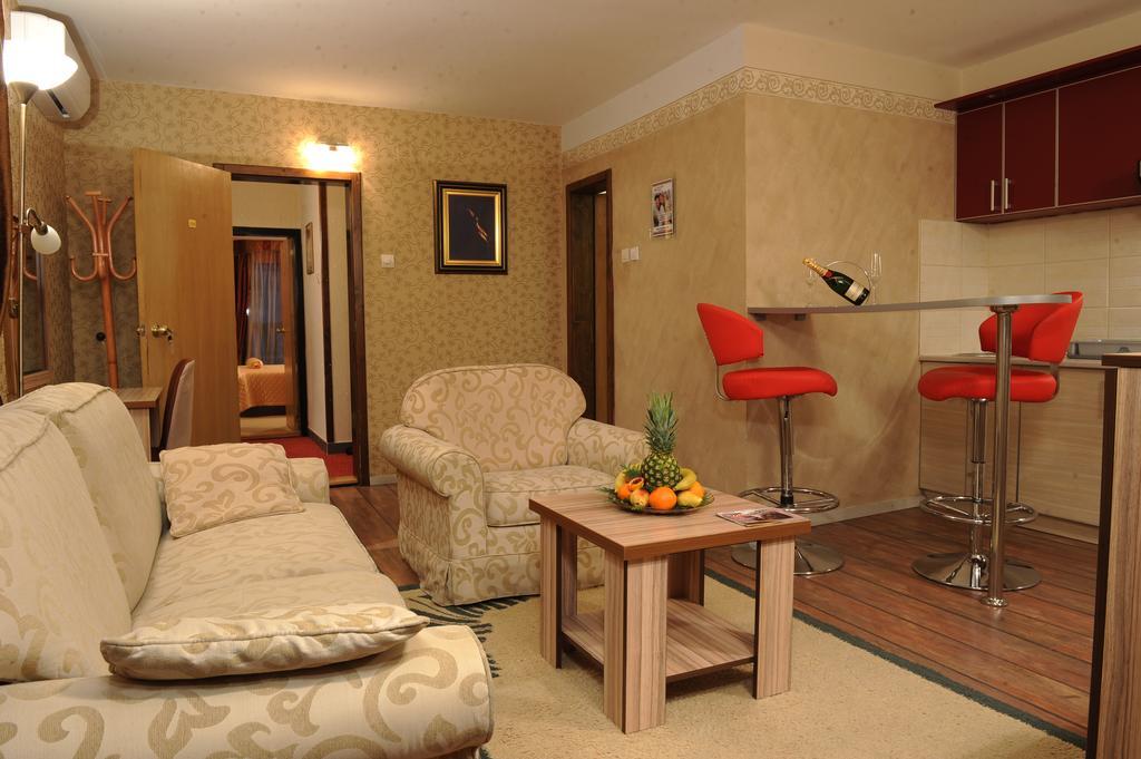 Club Satelit Zlatibor Hotel Exterior foto